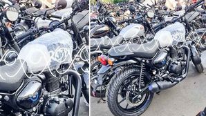 Royal Enfield Hunter 350 Spotted At Dealership Ahead Of The Launch