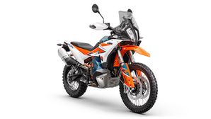 Top 3 Crowd-Pullers At The India Bike Week 2022 – 822cc Himalayan & More