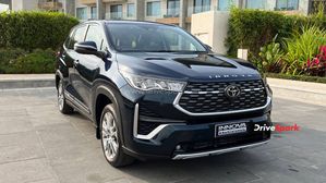 Toyota Innova HyCross First Drive Review - Hybrid Innovation
