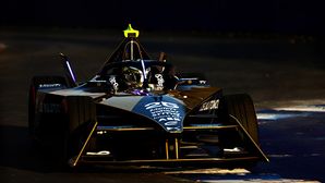 Jean-Eric Vergne Wins First-Ever Hyderabad E-Prix - Mahindra Manages 7th As Jags KO Each Other