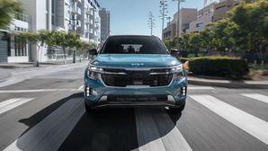 Kia Seltos New Teaser Reveals 3 Exciting Features – One Of Them Is A Segment-First