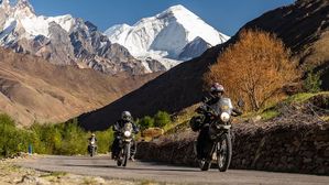 From The Bustle Of The City To The Highest Motorable Pass: Royal Enfield Himalayan Odyssey