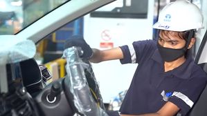 Indian Automakers To Prioritize Female Workforce Expansion In Production Line - Breaking Barriers