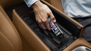 Is the BMW Wireless Charger Faulty? The iPhone 15 Overheating Issue
