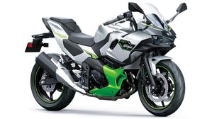 Meet The World’s First Strong Hybrid Motorcycle – The Kawasaki Ninja 7 HEV
