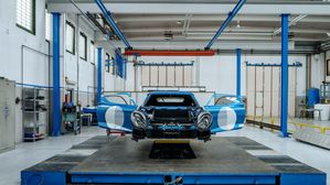 AGTZ Twin Tail Unveils At Lake Como: Coachbuilding Reimagined