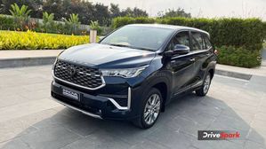 Toyota Innova Hycross ZX Bookings Paused: Faces Overwhelming Demand