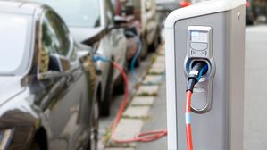 Delhi Heat Wave: Can The EV Infrastructure Survive?