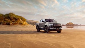 Conquering The Sands: Isuzu's Expert Guide To Sand Driving With The D-Max Pick-Up