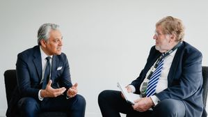 Renault's Luca De Meo Honoured With Issigonis Trophy At Autocar Awards 2024