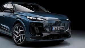 Audi Q6 E-tron Gets Customizable Daytime Running Lights!