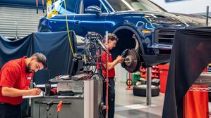 Porsche Commemorates 25 Years Of Leading Automotive Technical Training