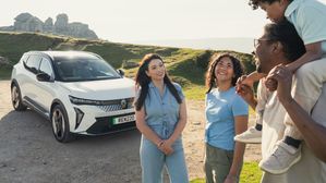 Renault Scenic E-Tech: Say Goodbye To Car-Guments With Relationship Bliss Guarantee