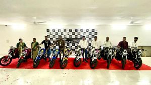 Revolt Motors Delivers RV400 Electric Bikes To Floramax Employees In Korba