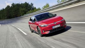 Volkswagen Unveils New ID.7 GTX Electric Models In The UK With Advanced Features