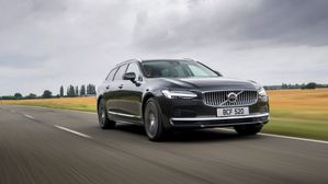 Volvo UK Debuts Black Edition Models And Announces Return Of V60 And V90 Estates