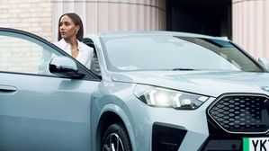 Alex Scott MBE Champions BMW’s Living With Electric Campaign To Promote EV Adoption