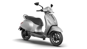 Bajaj Chetak Blue 3202: Bridging The Gap In Electric Urban Mobility