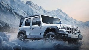 Mahindra Thar Roxx 4X4 Variants With Pricing And Features | A Quick Breakdown