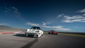 Luftgekühlt 10 Marks 50 Years Of Porsche Turbo With Landmark Vehicles At Universal Studios