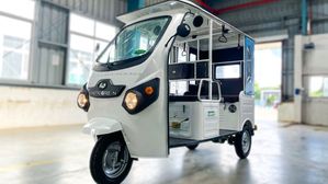Kinetic Green Launches Limited Edition Safar Smart Electric Three-Wheeler With Attractive Financing Offers
