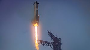 SpaceX Achieves Major Breakthrough: Elon Musk Led Reusable Rocket Test Successful