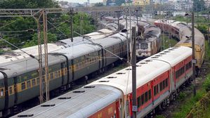 Indian Railways Achieves Record-Breaking Passenger Numbers On November 4
