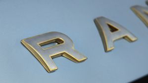 Range Rover SV Candeo Unveiled: A Unique Bespoke Vehicle At Design Miami 2024