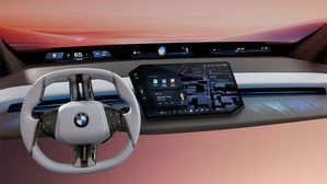 New BMW Panoramic IDrive Revolutionises Vehicle Operation With Advanced Technology And Intuitive Design