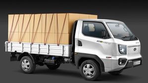 Mahindra Veero CNG LCV Launched In India: 480km Range, AC, 10.25-Inch TFT Display & More