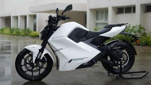 Raptee.HV Sets New Standards In Electric Mobility: Earns ARAI Certification