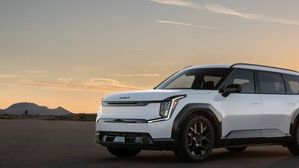 Kia America Showcases Award-Winning Electric And Hybrid Vehicles At Electrify Expo Los Angeles 2025