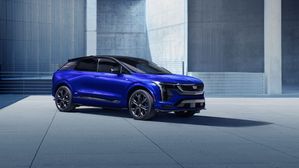 2026 OPTIQ-V: Cadillac Introduces A High-Performance Electric Vehicle With Innovative Features
