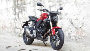 Honda CB300R & CB300F Models Receive Huge Price Cuts!