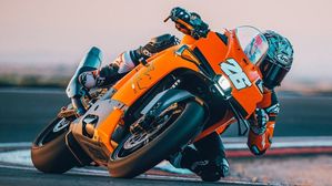 New KTM 990 RC R Breaks Cover: Pure Track DNA Meets Street Precision