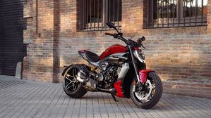 Ducati XDiavel V4 Launched At ₹30.89 Lakh - Italian Power Cruiser Goes Down V4 Route