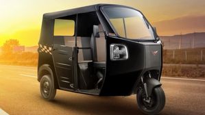 India Ends Electric Three-Wheeler Subsidies After PM-E Drive Targets Get Met