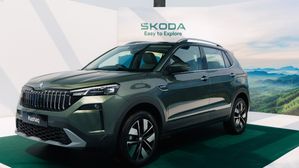 Skoda Kushaq Facelift Unveiled In India With Panoramic Sunroof, New Design & 8-Speed AT