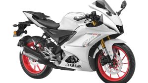 Yamaha Celebrates 70 Years with YZF-R15 Price Reduction in India