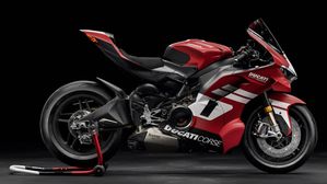 Ducati Unveils 247HP Superleggera V4 Centenario – Only 500 Units Worldwide!