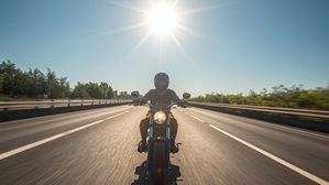 Beat the Heat: 5 Best Motorcycle Accessories For Summer Riding In India