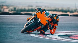KTM RC 390 Set For Major Upgrade – Twin-Cylinder Engine & New Platform!