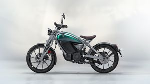 Royal Enfield Flying Flea C6 Launched At ₹2.79 Lakh - BaaS Price ₹1.99 Lakh, 156km IDC Range