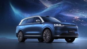 Huawei's Electric SUV Can Drive On Three Wheels Without Losing Control