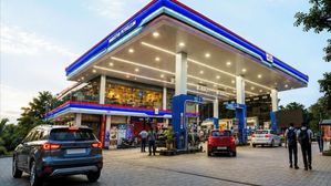 E20 Petrol Sparks Fresh Debate As Dealers Urge Government To Review Amid Rising Complaints