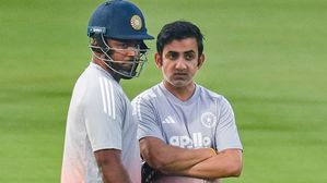 T20 WC 2026: Sanju Samson Changed His Old Batting Technique Before Zimbabwe Match, Video Viral | സിംബാബ്‌വെയുമായുള്ള കളിക്കുമുമ്പ് സഞ്ജു സാംസണ്‍ ബാറ്റിങ് ടെക്‌നിക്കില്‍ മാറ്റം വരുത്തി, വീഡിയോ വൈറല്‍