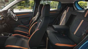 കാറോടിച്ച് കൈതെളിഞ്ഞില്ലേ, ഓടിക്കാൻ എളുപ്പമുള്ള ഈ കാറുകൾ വാങ്ങിയാൽ പ്രോ ഡ്രൈവറാകാം