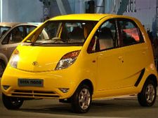 നാനോയ്ക്ക് 20,000 രൂപ ഡിസ്കൗണ്ട്