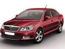 ലോറ റാലി സ്പോര്‍ട് പതിപ്പ് ആഗസ്റ്റ് അവസാനം