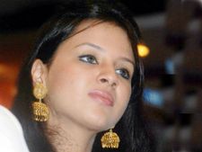 ധോണിയുടെ ഭാര്യ സ്റ്റാര്‍ സിറ്റിയോടിക്കും